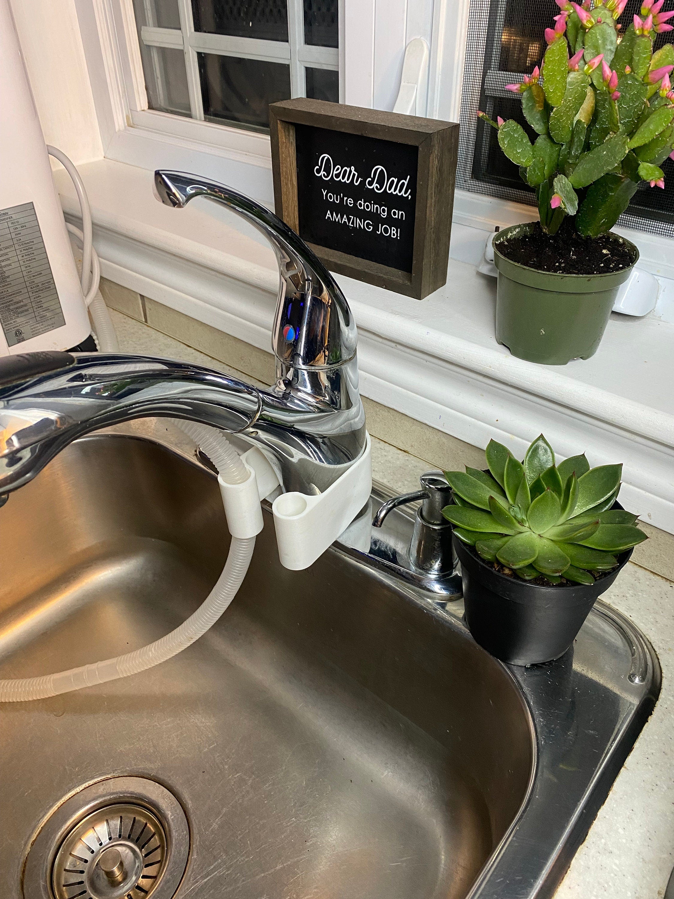 Dehumidifier Sink Hose Adaptor - 3D Printed - Universal Fit (US Shipping Only)